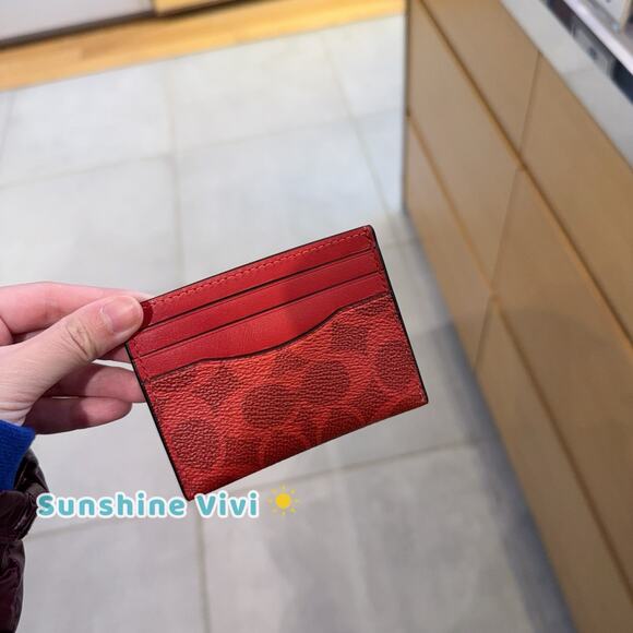 NWT Coach Slim Id Card Case In Signature Canvas CW366 Bold Red - Picture 5 of 5